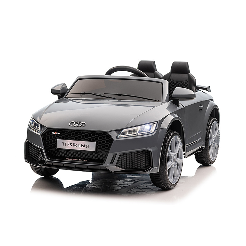 Carro 12v licenciado Audi TTRS com controle remoto